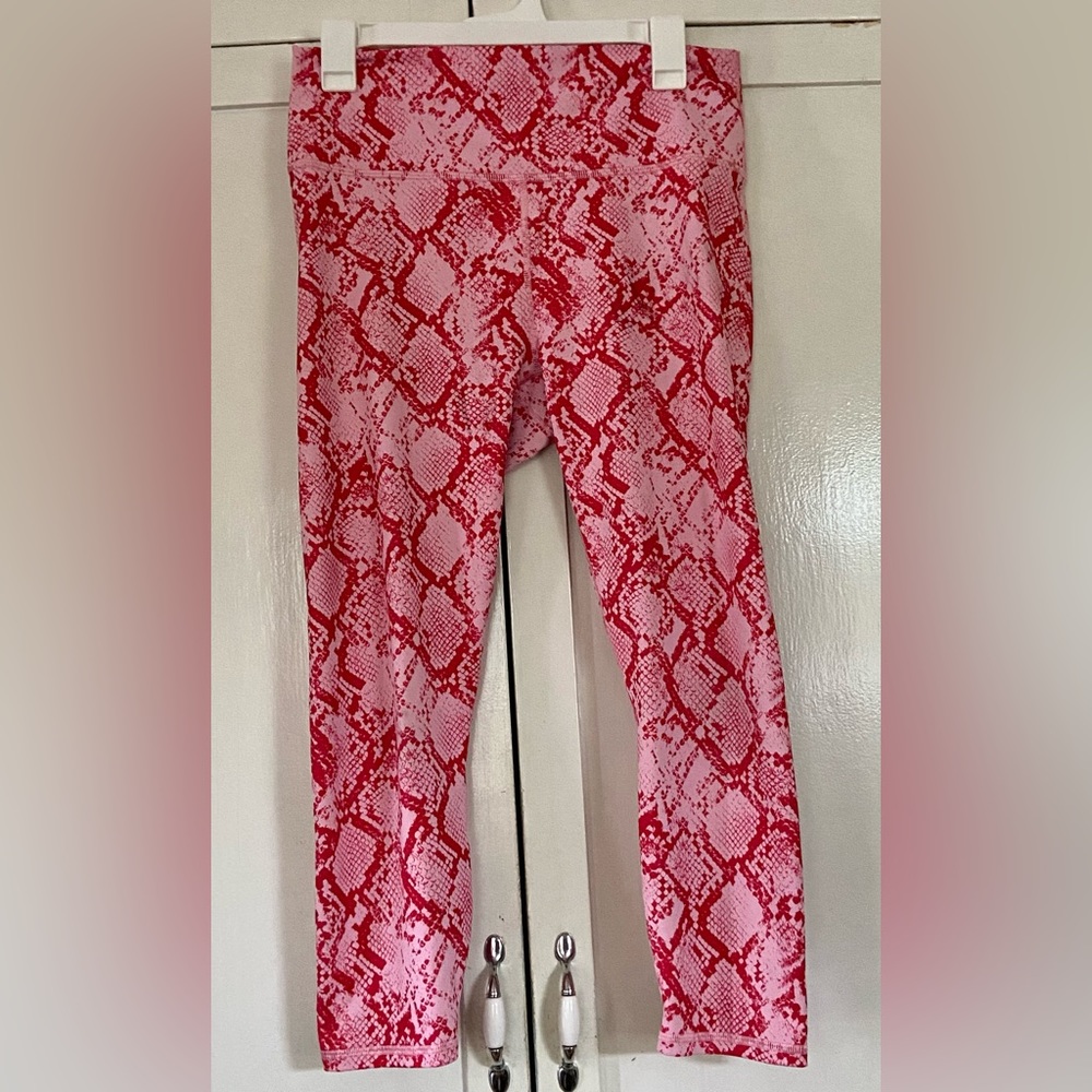 Fabletics Persimmon Python Powerhold Crop Pink Re… - image 5